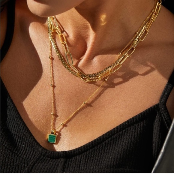 GOLD 18k Gold Plated Pendant Beaded Necklace - Picture 2 of 3